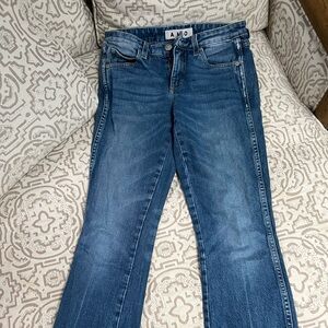 AMO cropped denim